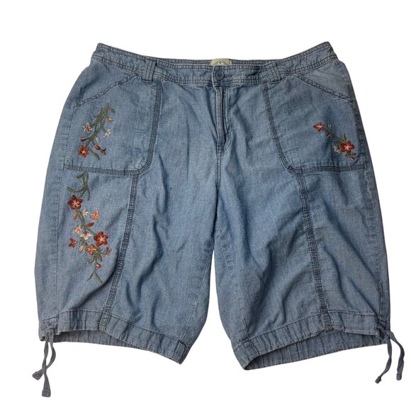 St Johns Bay Womens 18W Embroidered Denim Shorts Floral Embroidery Cottage Boho - Picture 1 of 8